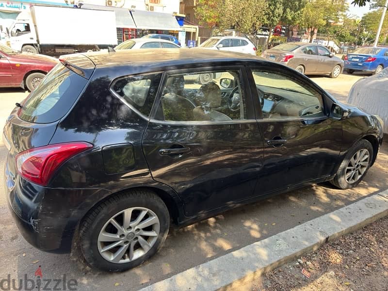 Nissan Tiida 2014 2