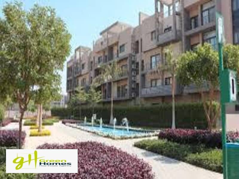 penthouse for rent 231 m+130m roof Fifth square Almarasem 6