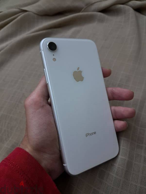 iphone xr 265gb storage مستعمل حاله ممتازه بدون اى خدوش بطاريه 82% 2