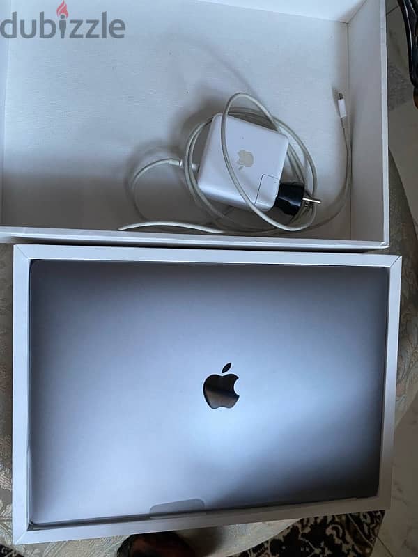 MacBook Pro 13 inch 202 1