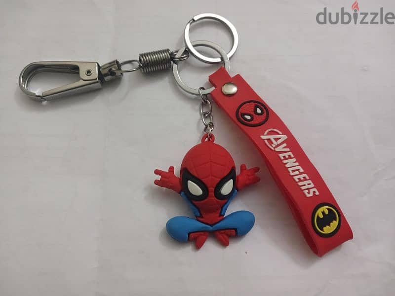 marvel spider-man keychain with two rings to extra keys and springhold 0