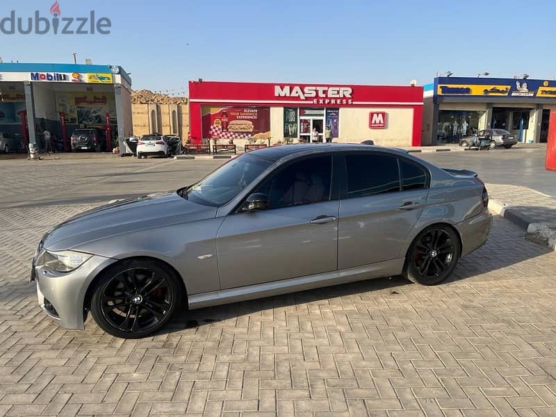 للبيع فابريكه 330i 3