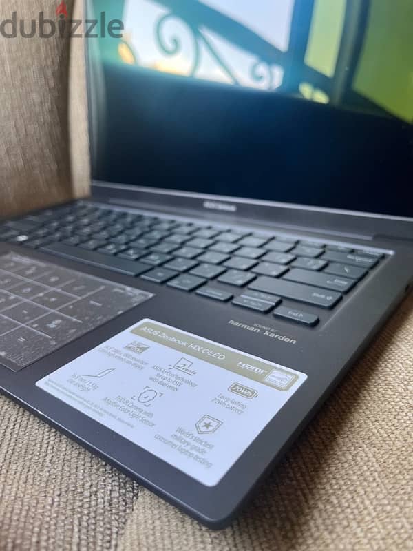 ASUS Zenbook 14x OLED - UX3404V 3