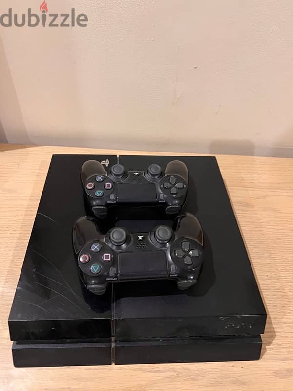 PlayStation 4 and addons (2 controllers) 4