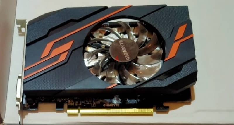 GIGABYTE GEFORCE GT 1030 2G OC 3