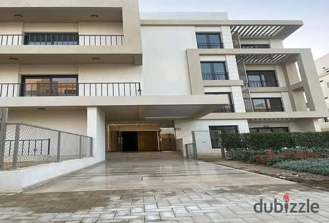 Apartment in Garden Resale for sale,ready to move, in Fifth Square, Al Marasem, Fifth Settlement - 1