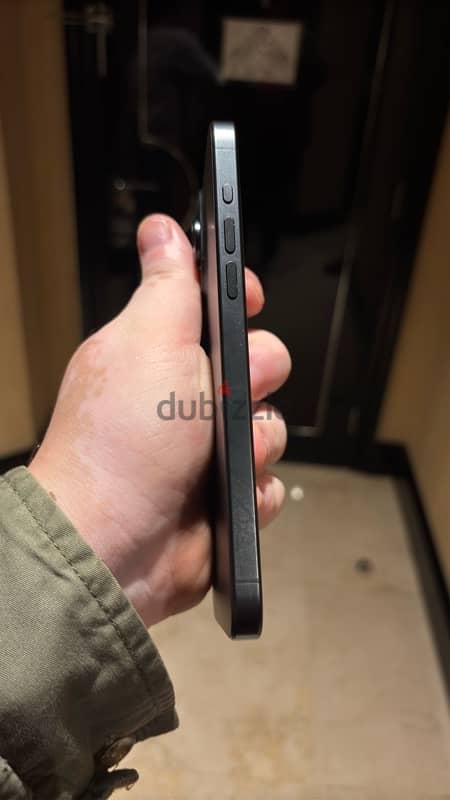 iPhone 15 pro max 1tb black titanium 1