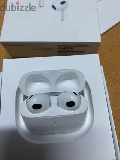 AirPods