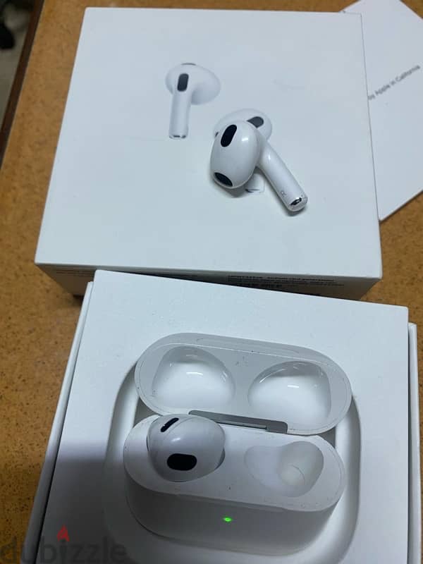 AirPods 3 2