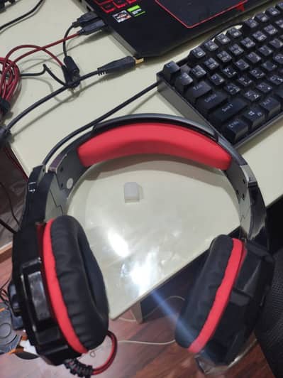 سماعه بالمايك  headset with mic