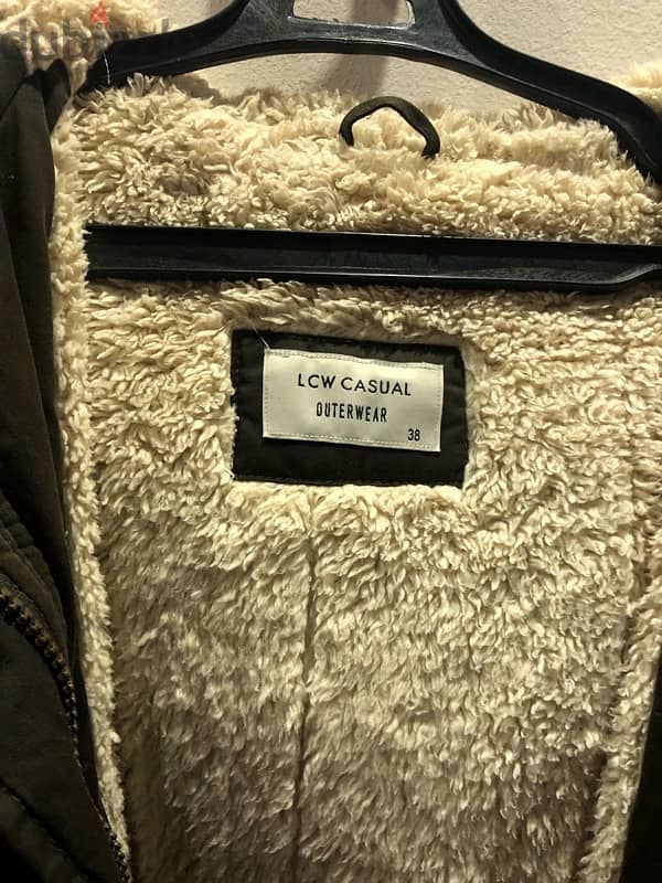 new lc Waikiki very heavy jacket all fur inside size 38 m/L 0