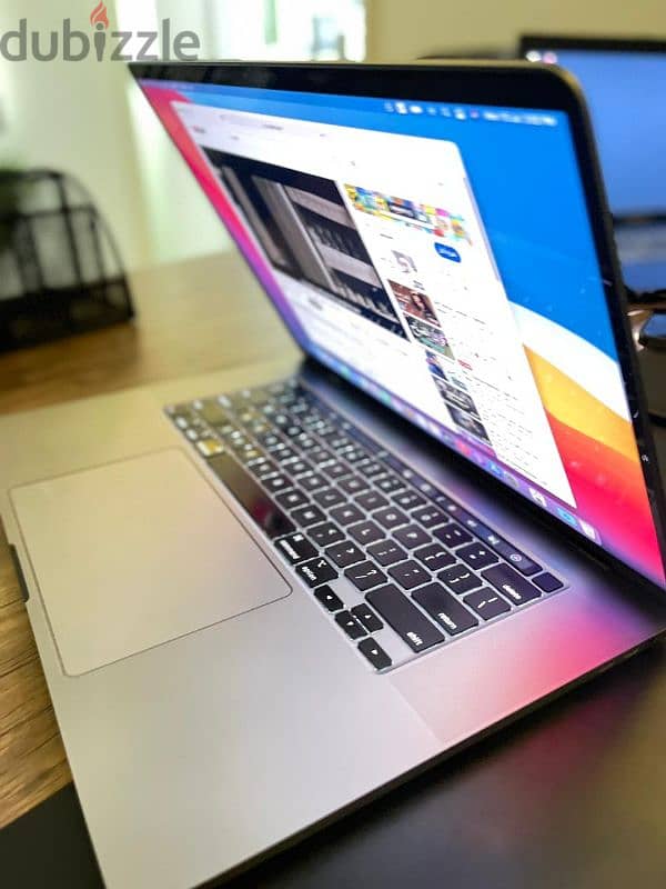 macbook pro 2019 16-inch i9-9850H 8core vga DDR6 9