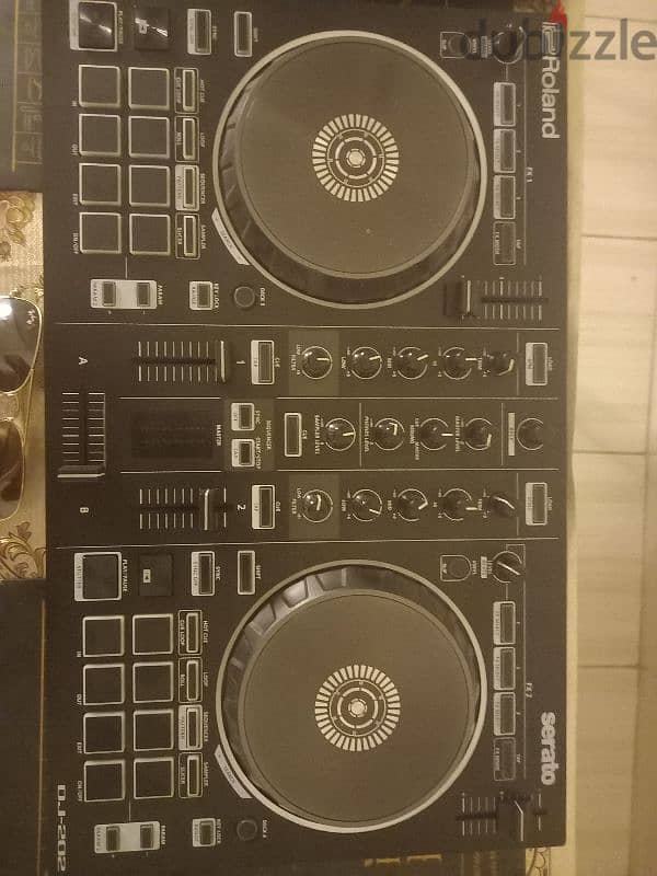 Dj serato Roland 202 4 Chanel 1