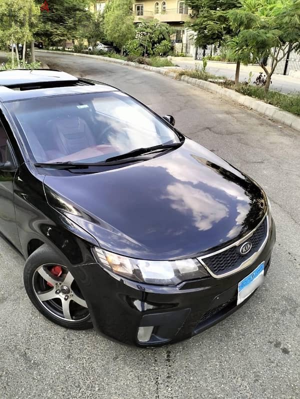 Kia Cerato Coupe 2011 1