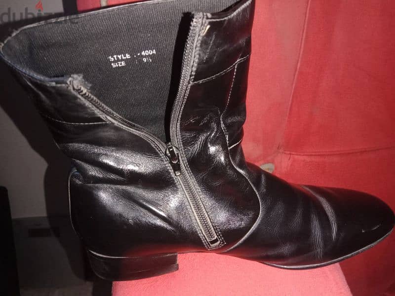 Black Classic Boot Handcrafted in England 9.5 42-43 size 2