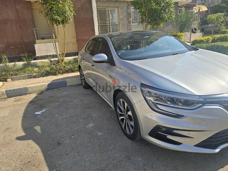 Renault Megane 2022 1300 turbo 3