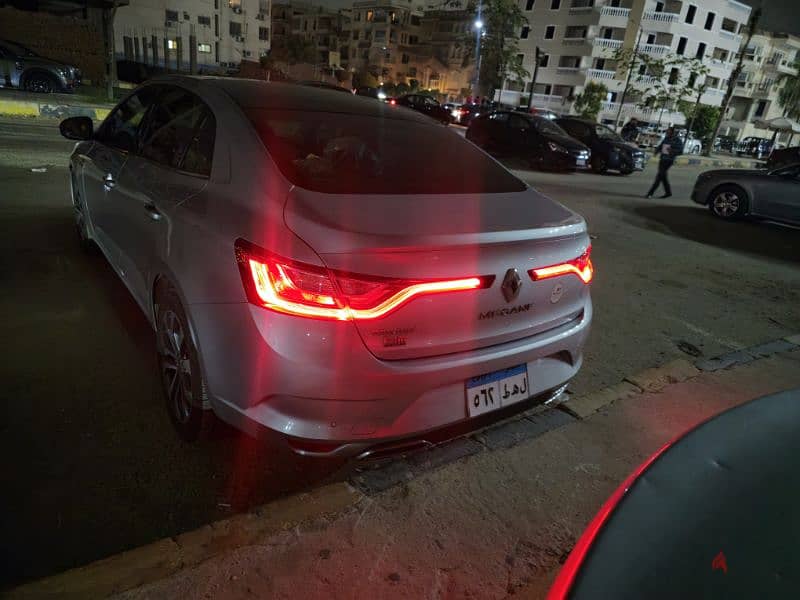 Renault Megane 2022 1300 turbo 12