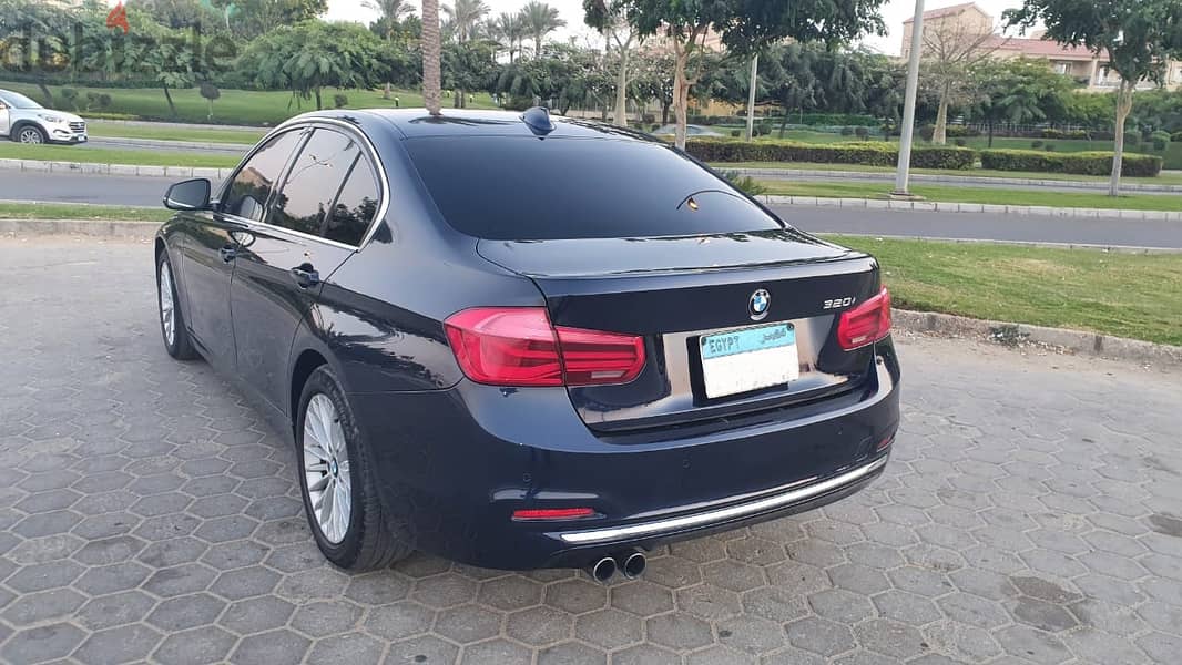 BMW 320i Luxury Model 2016 Mint condition 1