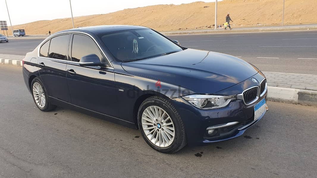 BMW 320i Luxury Model 2016 Mint condition 6