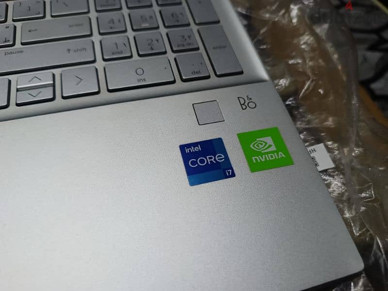 laptop HP pavilion الجيل 12 6