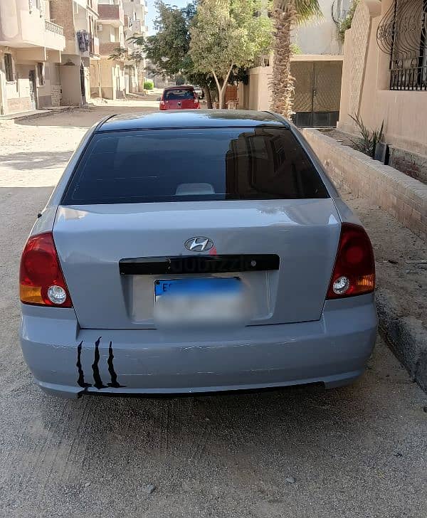 Hyundai Verna 2004 مالك أول من الزيرو 4