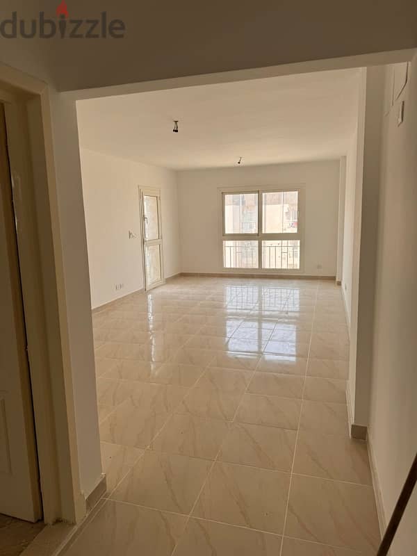 شقه للايجار 140  في مدينتي اول سكن -Apartment 140 for rent in madinaty 0