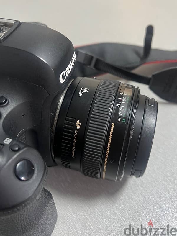 canon 6D mark ii with lense 50mm ultrasonic f/1.4 1