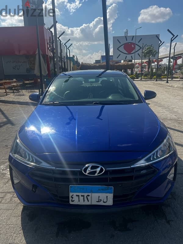 Hyundai Elantra 2019 0