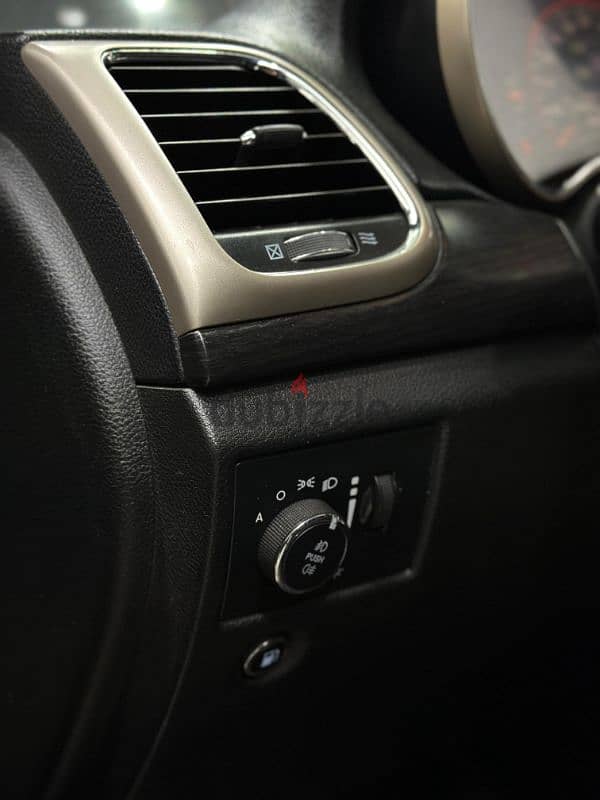 Jeep Grand Cherokee 2015 Laredo 10