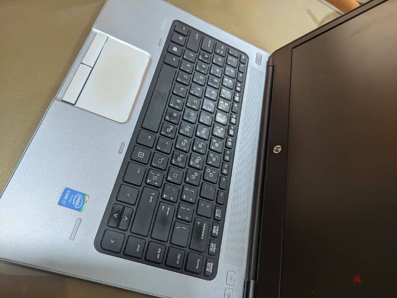 Laptop hp core i7 MQ 1