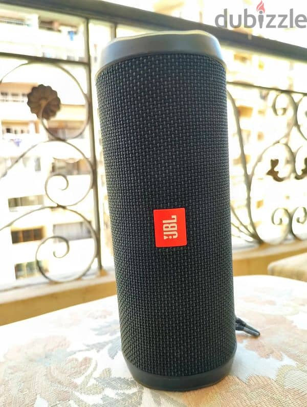 JBL Flip 4 Waterproof Portable Bluetooth Speaker 0