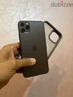 iPhone 11 Pro Max 0