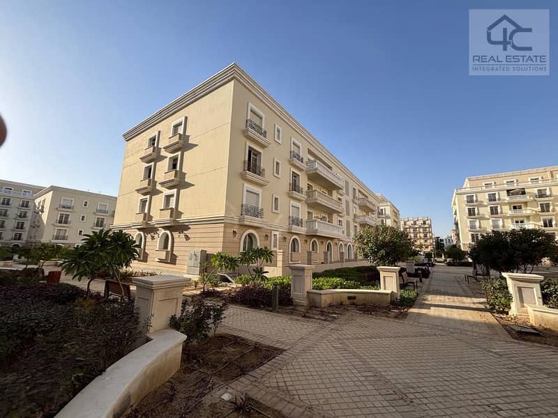 For quick sale an  apartment fully finished in Hyde Park  view  Landscape ready to move at the lowest price in the market 5