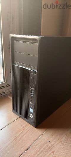 Hp Z240 tower workstation  Pc 0