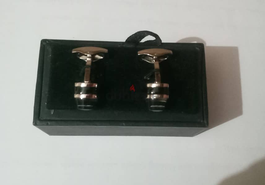 Mont blanc cufflinks ازرار قميص 0