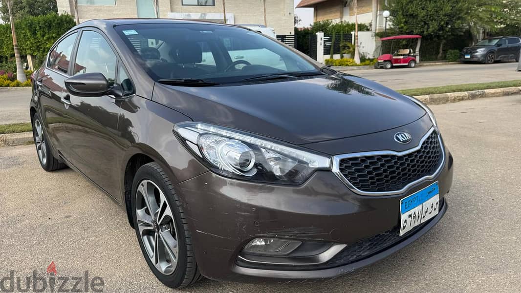 Kia Cerato 2015 High Line 1