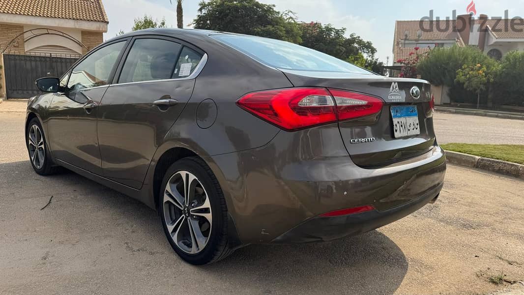 Kia Cerato 2015 High Line 3