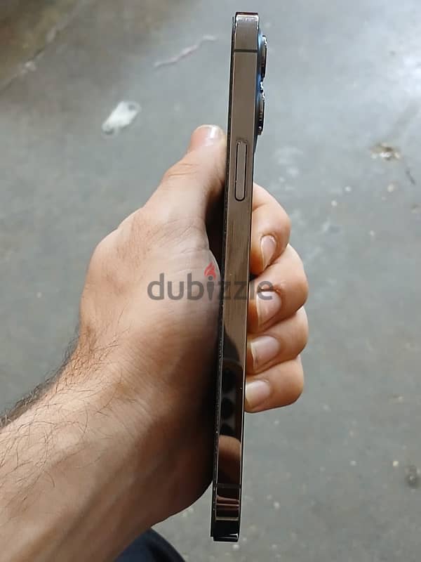 IPhone 12 Pro Max حاله فوق الزيرو 3