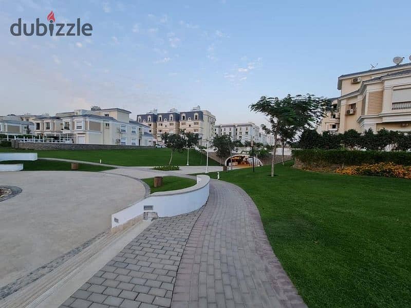 اى فيلا ببرايم لوكيشين جاهزه للسكن فورا من ماونتن فيو التجمع i villa in Prime Location is ready for immediate occupancy in Mountain View New Cairo 5