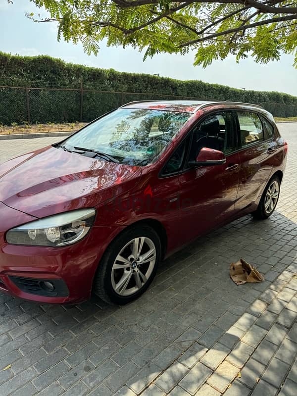 BMW 218 2015 7 seater 130k km 1