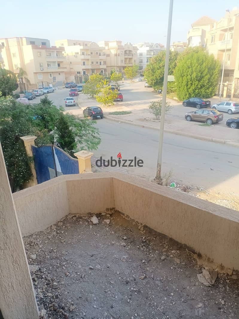 An apartment is available for sale, 240 meters in Sheikh Zayed, Ninth District, close to Dahshur Link and Al Bustan Street, with facilities from the o 0