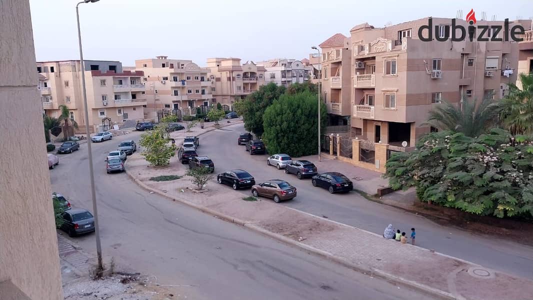 An apartment is available for sale, 240 meters in Sheikh Zayed, Ninth District, close to Dahshur Link and Al Bustan Street, with facilities from the o 1