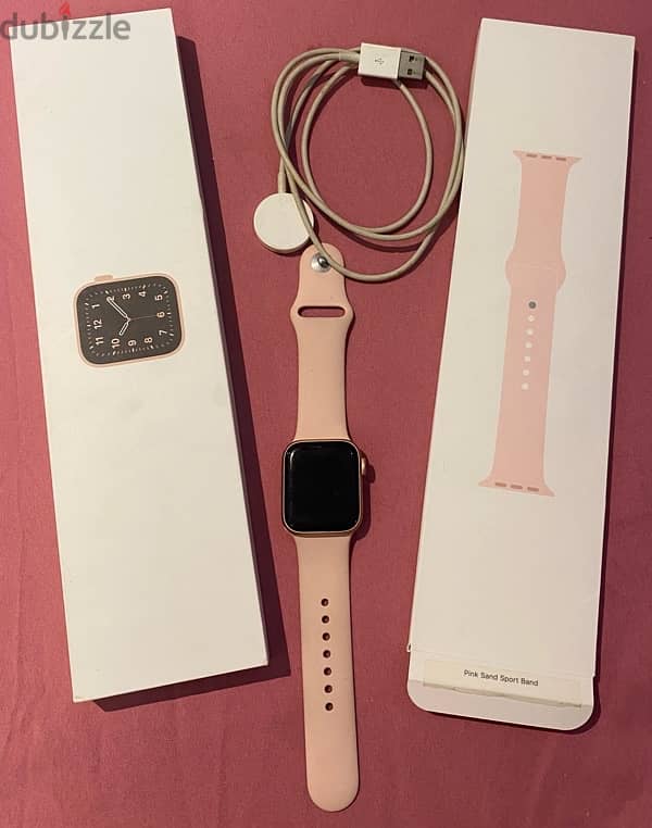 APPLE WATCH SE 40MM gold B 95% ساعة آبل 1