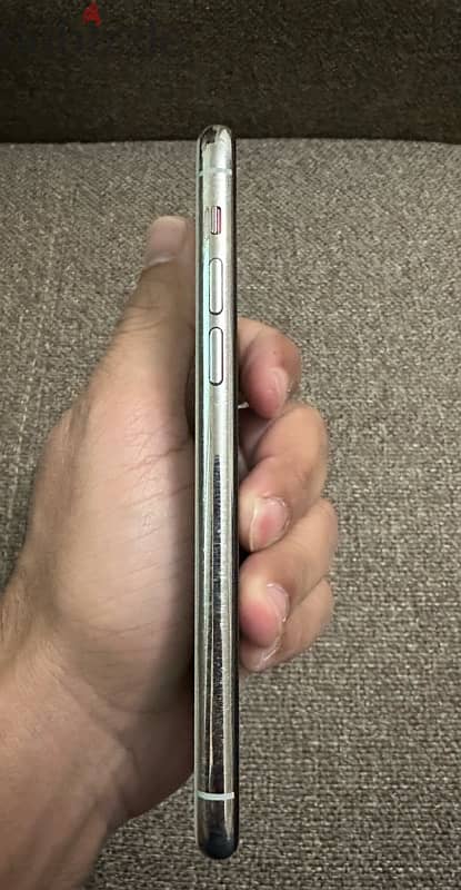 iphone 11 pro 4