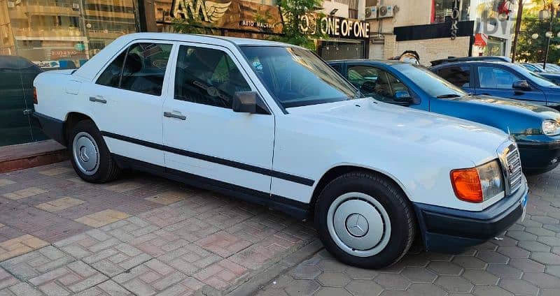 Mercedes-Benz 200 1986 4