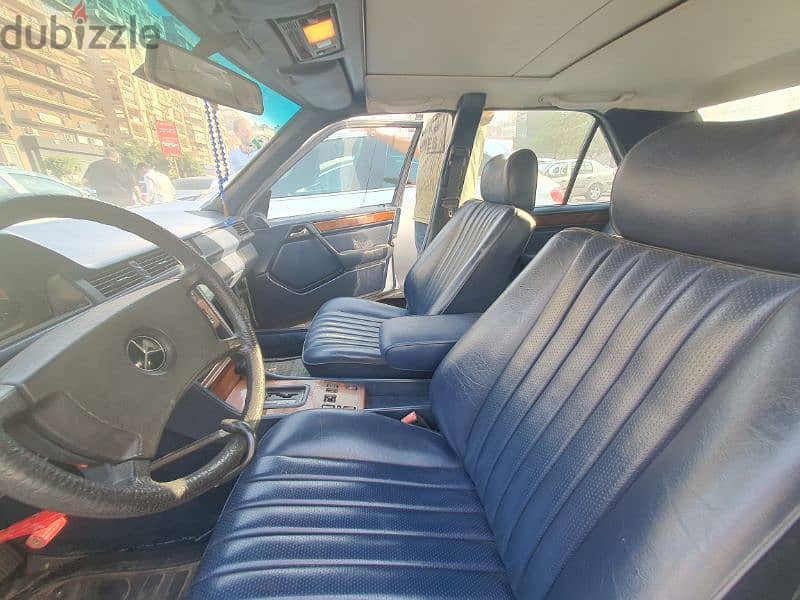 Mercedes-Benz 200 1986 13