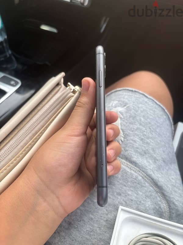 iPhone 11 used black 0