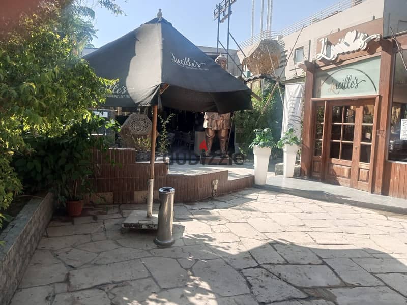 Commercial store for rent  200 m in New Cairo 1