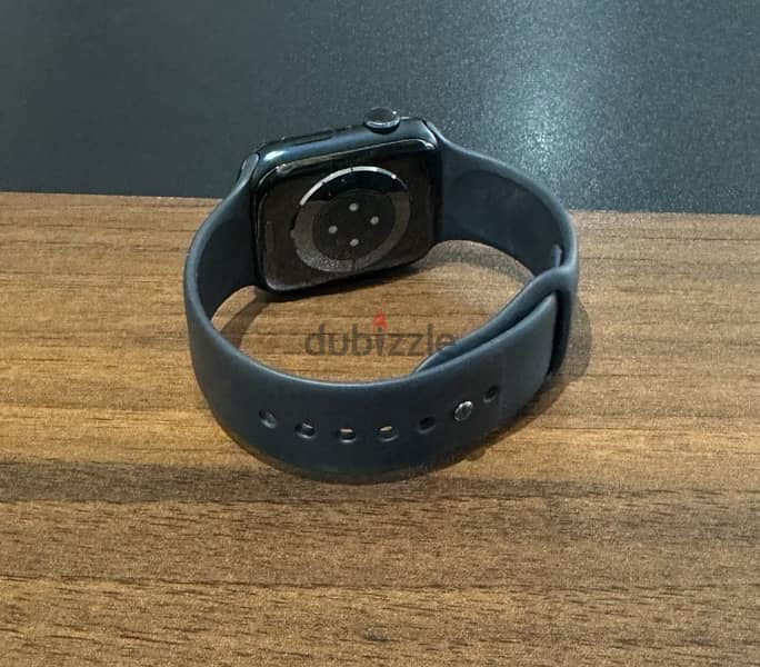 للبيع Apple watch series 7 4