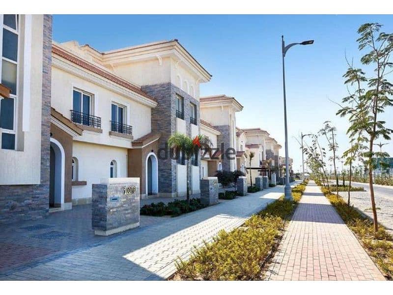 Townhouse for sale fully finished with a large garden view with a down payment and installments in Al Maqsad Compound 8